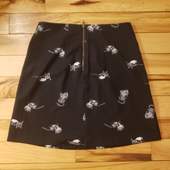Alice through the Looking Glass Black Mini Skirt with White Cat Print Back Zipp - Picture 5 of 8